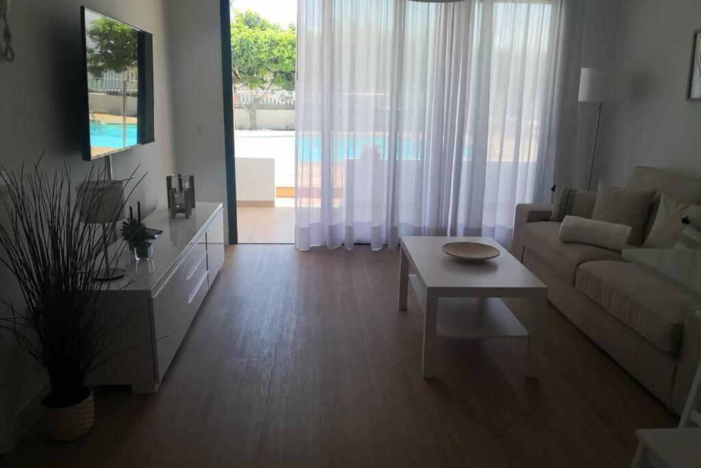 El Apartamento De Irma マスパロマス エクステリア 写真